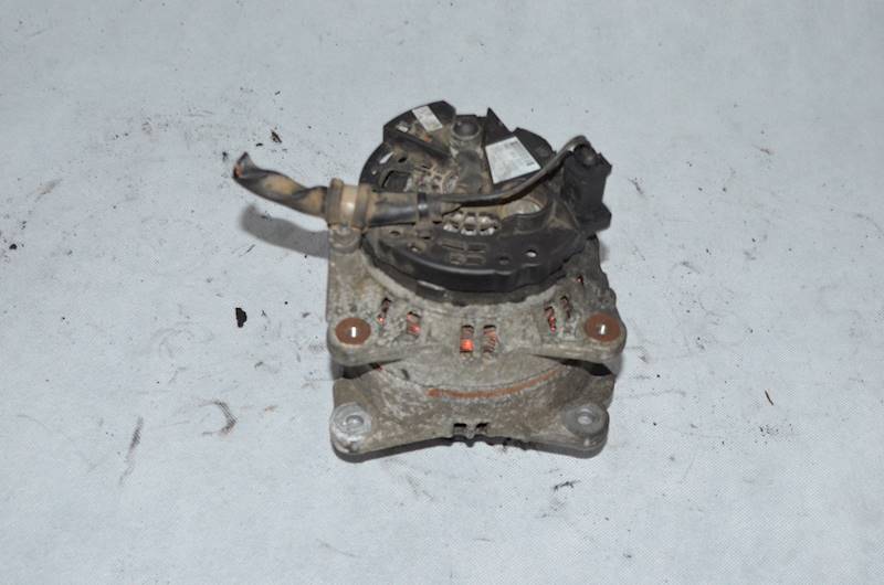 Alternator VW Golf V Touran Skoda Octavia SuperB II Seat 2.0 TDI 16V BKD