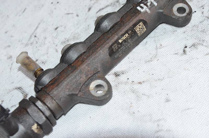Listwa wtryskowa Renault Trafic II Opel Vivaro A 2.0 DCI M9R 0445214153