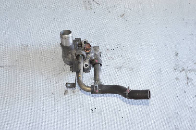 Obudowa termostatu Mitsubishi Pajero III IV L300 3.2 DI-D DID 4M41 500999