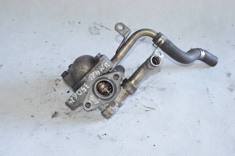 Obudowa termostatu Mitsubishi Pajero III IV L300 3.2 DI-D DID 4M41 500999
