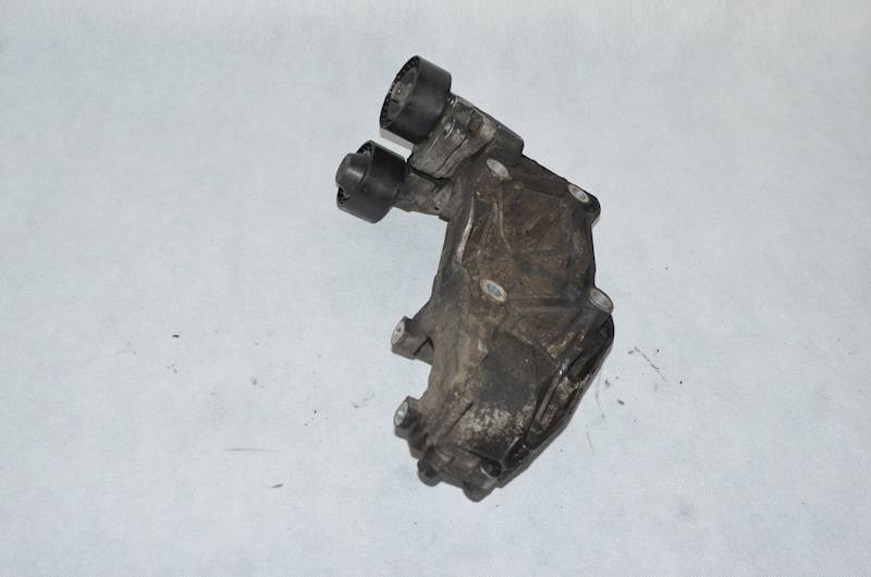 Łapa alternatora Renault Trafic Opel Vivaro A Laguna III Koleos 2.0 DCI M9R