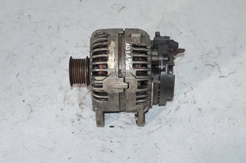 Alternator Renault Master Trafic Opel Movano 2.5 DCI G9U G9UB730 G9UA650