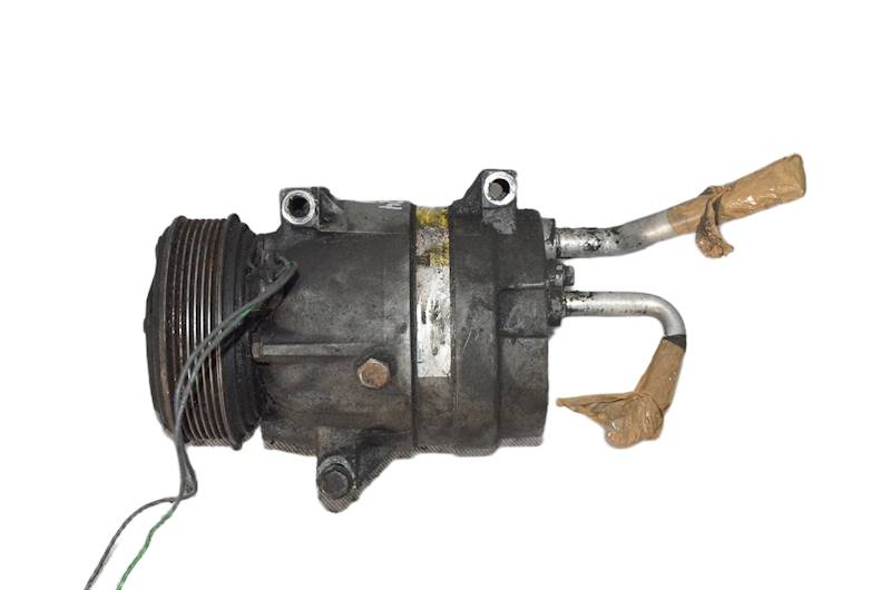 Sprężarka klimatyzacji Renault Master Trafic II Movano 2.5 DCI G9U 1135514