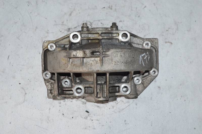 Obudowa skrzyni biegów Opel Astra H Vectra Zafira Insignia 1.9 2.0 CDTI M32