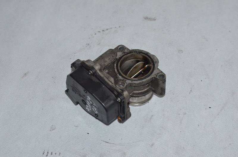 Przepustnica VW Golf VI Passat B7 Touran Skoda Octavia Seat 1.6 TDI CAY