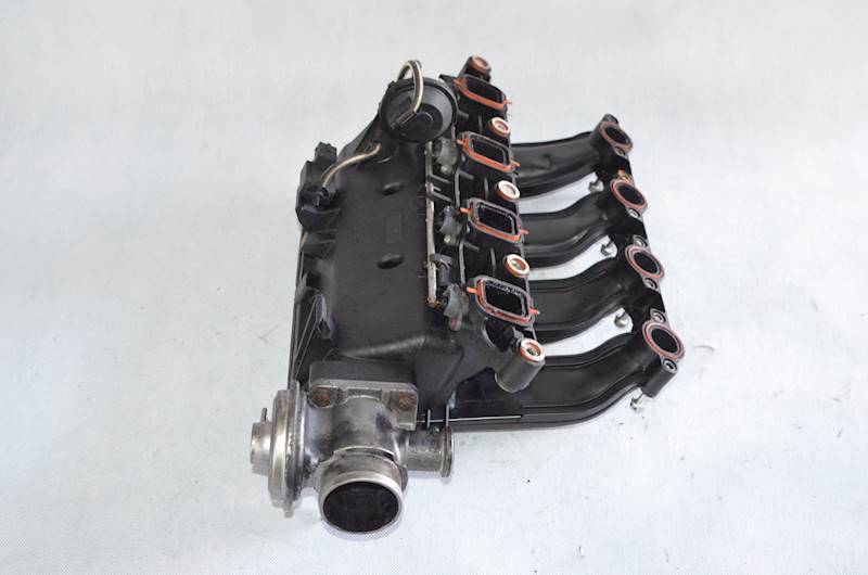 Kolektor ssący EGR BMW E46 318d 320d E39 518d 520d 2.0 D 150 KM M47 M47TU0L