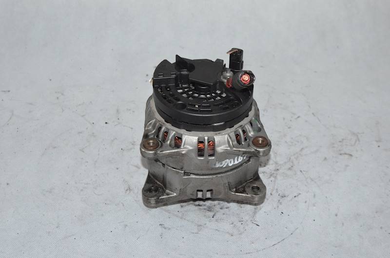 Alternator Renault Master II Trafic II Opel Vivaro Movano 2.2 2.5 DCI G9U