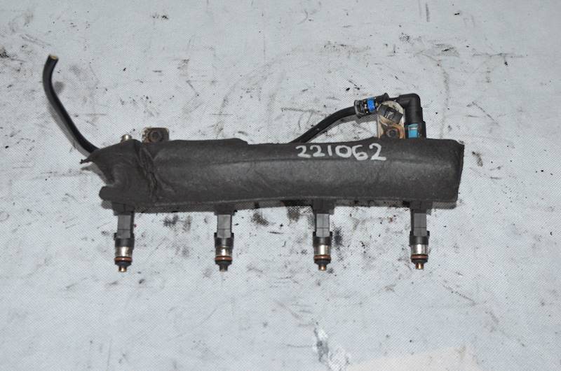 Listwa wtryskowa wtryski Opel Astra III H Corsa D 1.2 1.4 16V Z12XEP Z14XEP