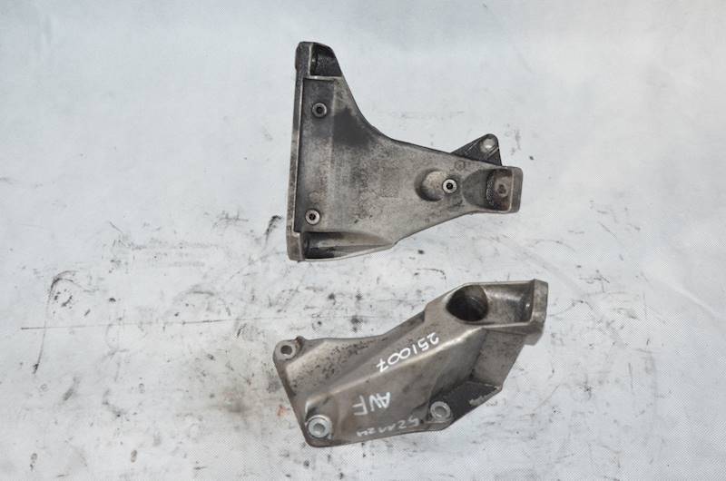 Łapa silnika Prawa Lewa VW Passat B5 FL Audi A4 A6 C5 1.9 TDI AVF AWX KPL