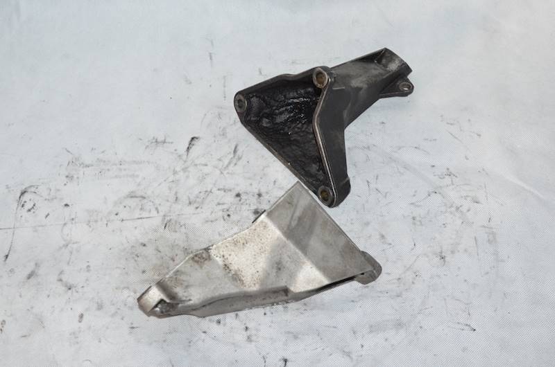 Łapa silnika Prawa Lewa VW Passat B5 FL Audi A4 A6 C5 1.9 TDI AVF AWX KPL