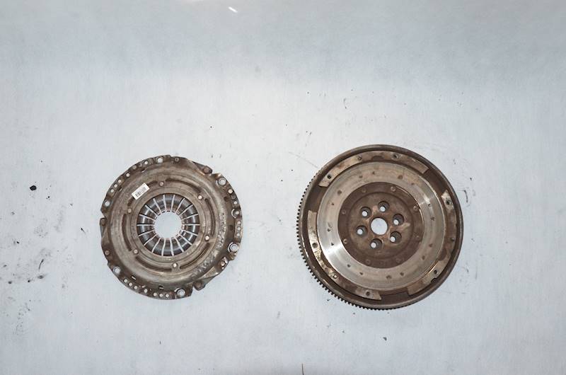 Koło Dwumasowe Docisk Opel Insignia A Astra J 1.8 16V A18XER M32 55564556