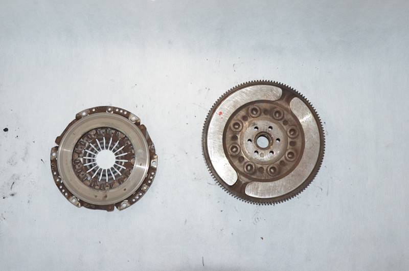Koło Dwumasowe Docisk Opel Insignia A Astra J 1.8 16V A18XER M32 55564556