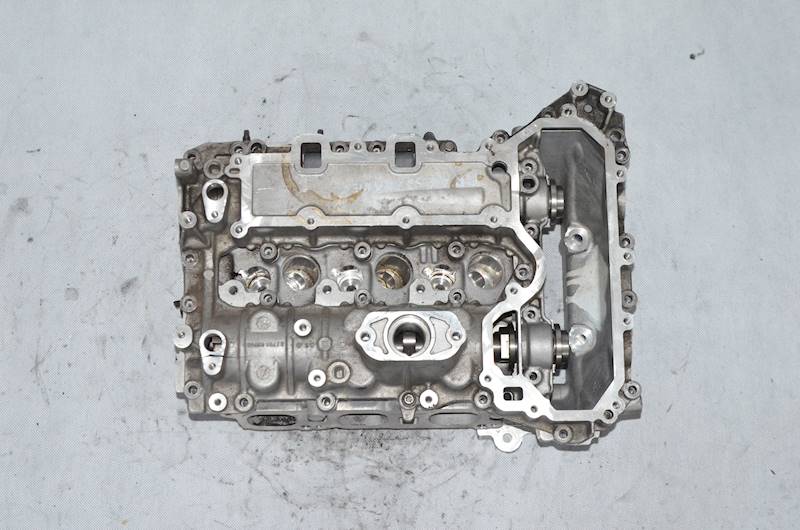 Głowica Citroen C3 DS4 Peugeot 308 5008 Berlingo 1.2 THP SPLANOWANA HN05