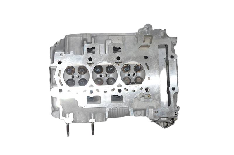 Głowica Citroen C3 DS4 Peugeot 308 5008 Berlingo 1.2 THP SPLANOWANA HN05