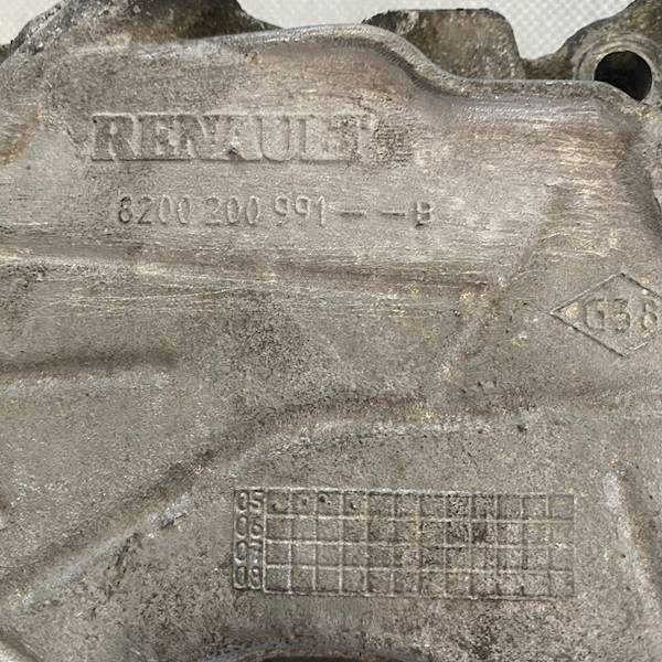 Pokrywa Wałki rozrządu Renault Scenic Megane II 2.0 16V 135 KM F4R770 F4R