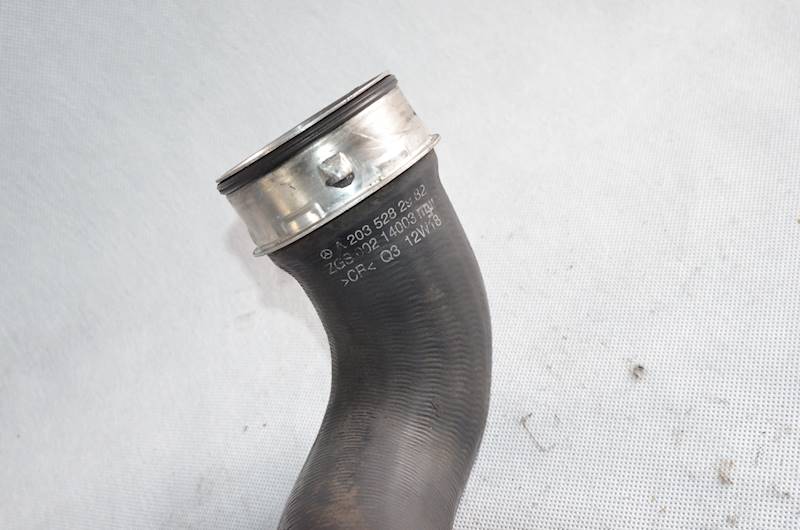 Rura wąż intercoolera Mercedes C-Klasa W203 CLK W209  2.2 CDI OM611 OM646