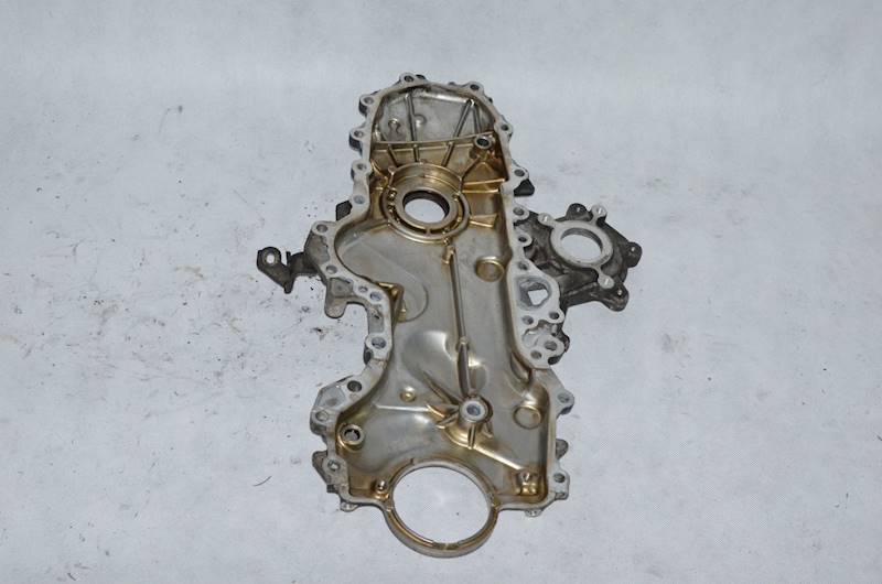 Obudowa rozrządu Toyota Auris Yaris II 1.4 D4D 1ND