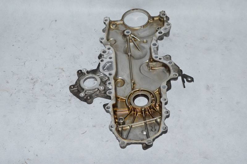 Obudowa rozrządu Toyota Auris Yaris II 1.4 D4D 1ND