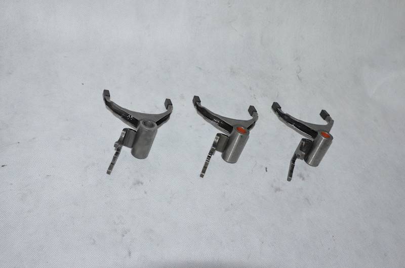 Widełki wodziki skrzyni Opel Astra J H Insignia A 1.7 1.9 2.0 CDTI 1.8 M32