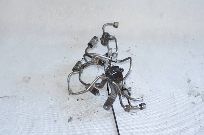 Przewody paliwowe wtryskiwaczy Mitsubishi Pajero IV L300 3.2 DI-D DID 4M41