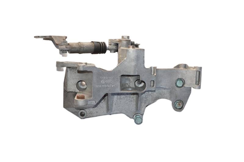 Łapa alternatora VW Passat B5 FL Audi A4 B6 A6 C5 1.9 TDI ATJ AVF AWX AVB