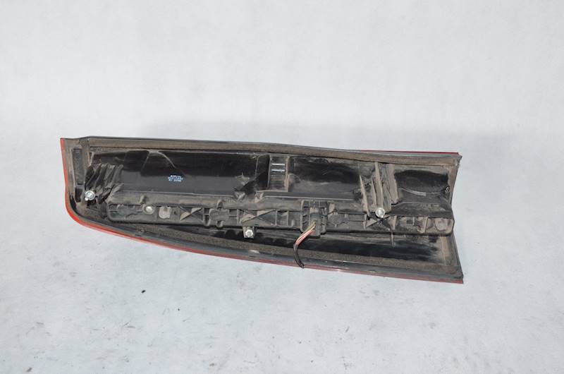 Lampa reflektor PRAWA TYŁ TYLNA Renault Master III Opel Movano B 2.3 DCI 