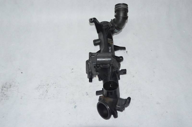 Przepustnica + rura powietrza VW Scirocco Golf V Audi A3 1.4 TSI CAV 180 KM