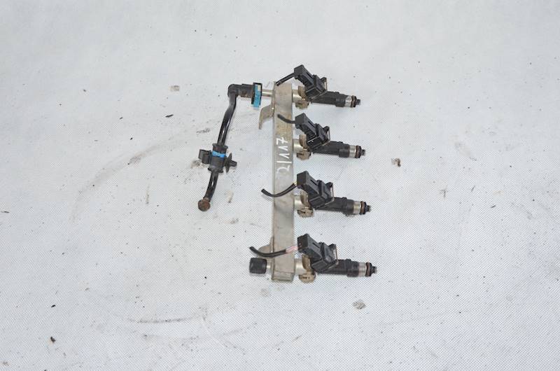 Listwa wtryskowa wtryski Opel Astra IV J Meriva B Corsa D E 1.4 16V A14XER