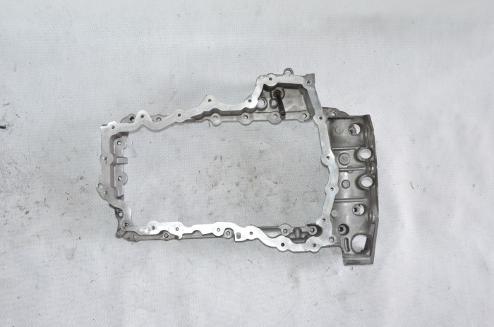 Podstawa miski olejowej Citroen Jumper III Peugoet Boxer 2.0 HDI AH01 EURO6