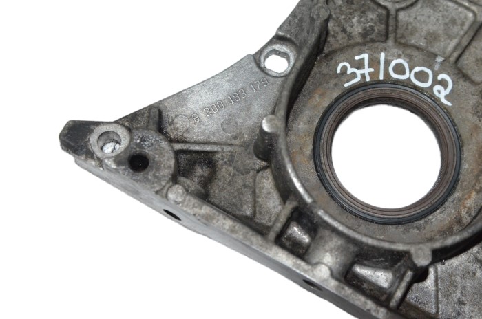 Obudowa wału Renault Scenic III Suzuki Grand Vitara 1.9 dCi F9 8200183179