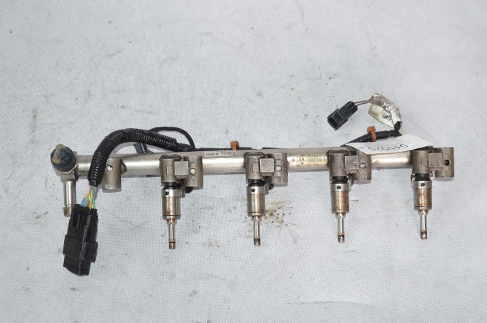 Listwa wtryskowa Ford Mondeo IV 2.0 EcoBoost TNBA AG9G-9H487-BD 0261555088