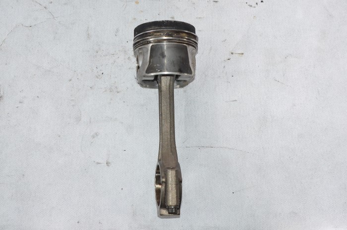 Tłok Korbowód VW Polo Golf VI Skoda Seat Leon 1.6 TDI 03LA CAY CAYA CAYB