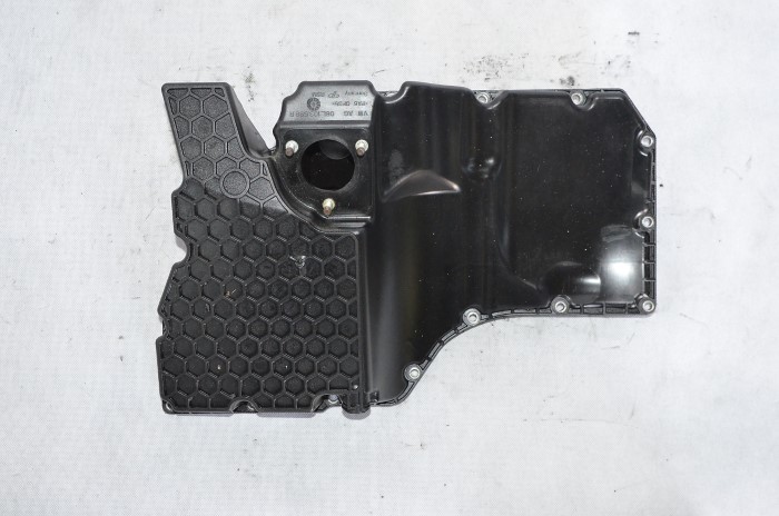 Miska olejowa Audi A4 B9 A5 A6 C8 A7 Q5 1.8 2.0 TSI TFSI 06L103598R 2015-