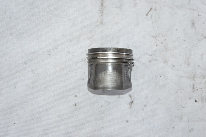 Tłoki Ford Transit Citroen Jumper Peugeot Boxer 2.2 HDI TDCI H268X 1295