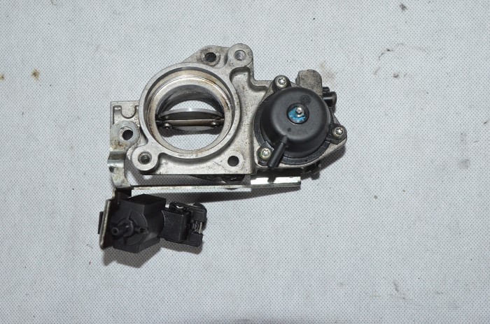 Przepustnica Opel Astra H Corsa D Meriva 1.3 CDTI Z13DTH 55195014 40CDSF6