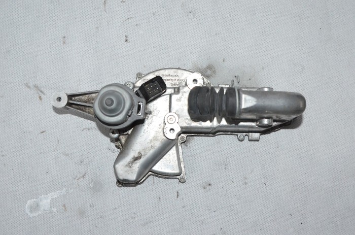 Siłownik Wysprzęglik Citroen C2 C3 Peugeot 207 1.6 16V 20CP64 3981000089