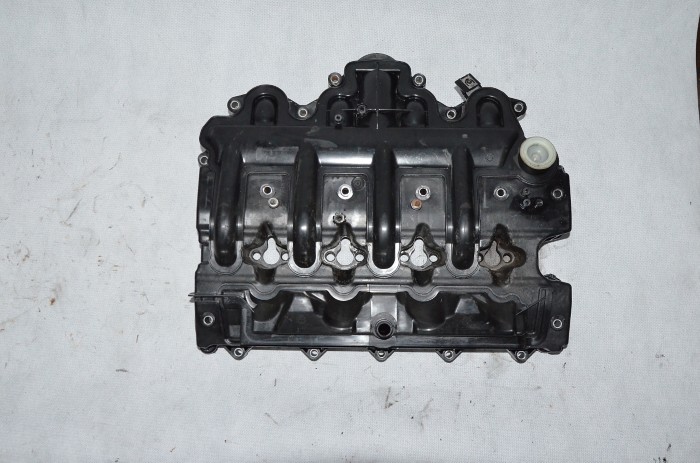 Pokrywa Zaworów Renault Master II Trafic Opel Movano 2.5 dCi G9U 8200239705