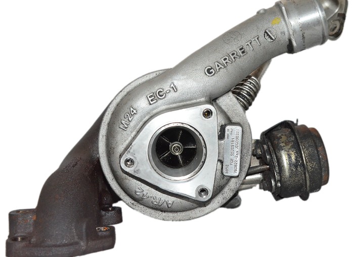 Turbina Alfa Romeo 159 Fiat 1.9 JTD JTDM 120 KM 55205181 989A1000 939A1000
