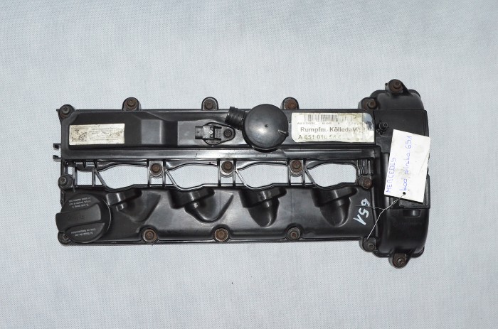 Pokrywa Zaworów Mercedes Sprinter W906 W204 W212 2.2 CDI OM651 A6510105844