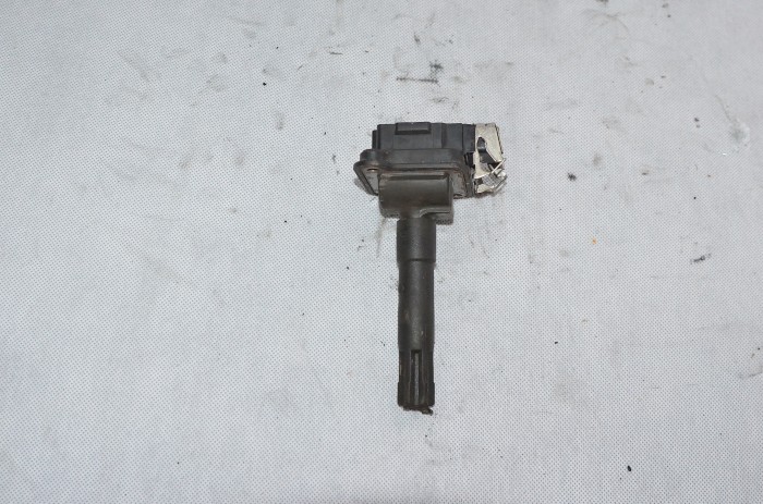 Cewka Zapłonowa Audi A4 A6 C5 VW Passat B5 1.8 T 20V 058905105 KOMPLET