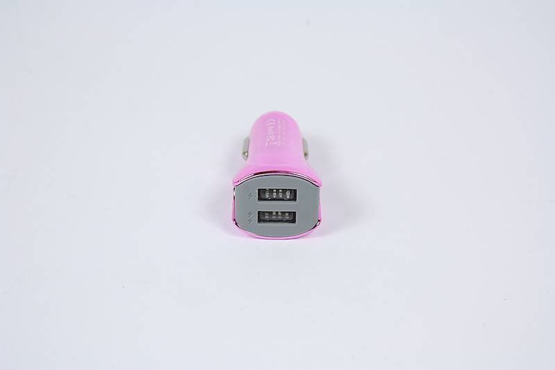 ŁADOWARKA SAMOCH.USB 0984
