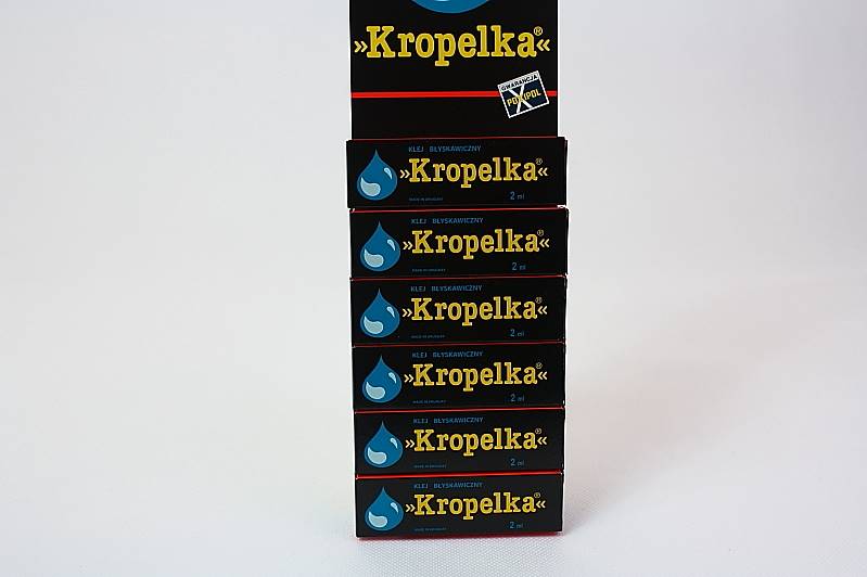KLEJ KROPELKA /6/ 1060