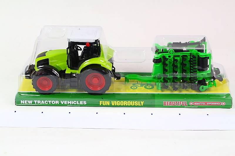 TRAKTOR Z MASZYNĄ ROLNICZĄ 13367