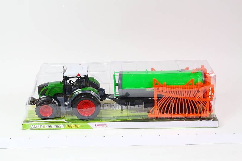 TRAKTOR Z MASZYNĄ ROLNICZĄ 63902