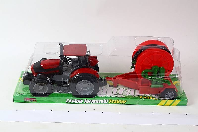 TRAKTOR Z MASZYNĄ ROLNI. 00405