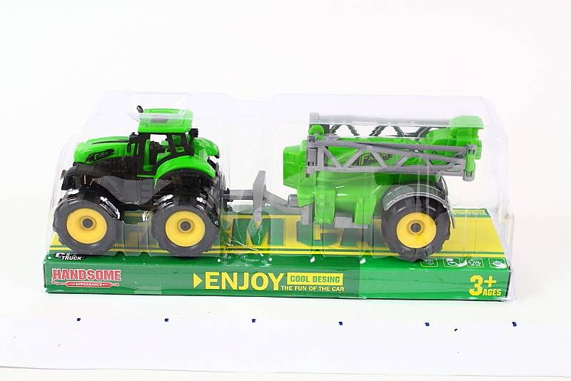 TRAKTOR Z PRZYCZEPĄ 06582