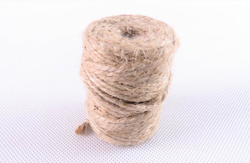 Sznurek jutowy 6,45/3 50g