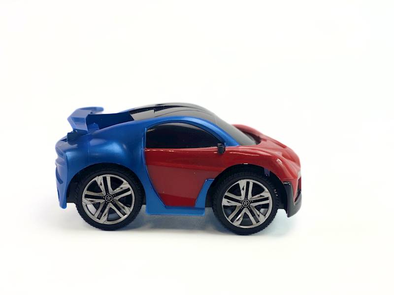 Auto  z napędem 447476