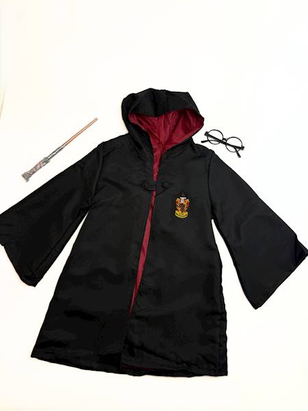 zestaw czarodzieja HP peleryna,okulary i różdżka /75