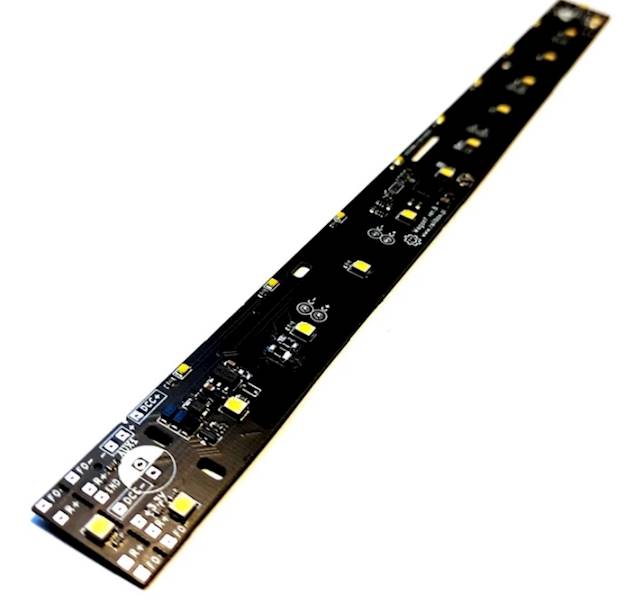 Listwa oświetleniowa Led DCC 26 cm H0 Railbox Y 